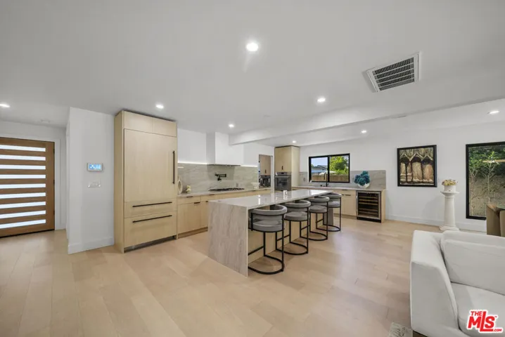 15431 Milbank Street, Encino, California 91436 — photo 4