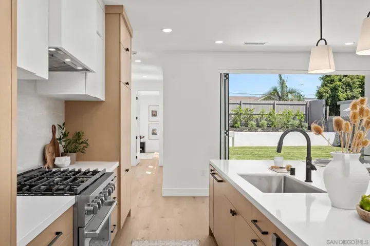2861 59 Burgener, San Diego, California 92110 — photo 5