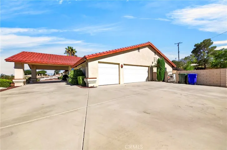 13573 Sunset Drive, Apple Valley, California 92308 — photo 5
