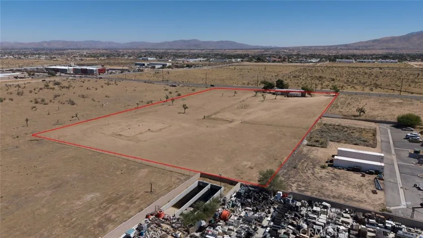 9989 E Avenue, Hesperia, California 92345 — photo 4