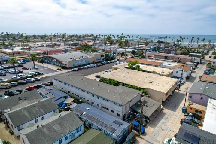 4930 Santa Monica, San Diego, California 92107 — photo 5