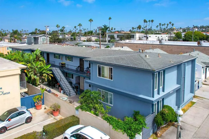 4930 Santa Monica, San Diego, California 92107 — photo 4