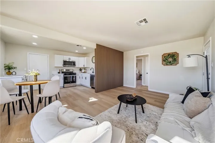 38615 22nd E, Palmdale, California 93550 — photo 4