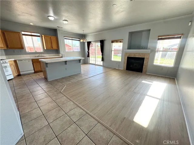 43939 Amazon Street, Hemet, California 92544 — photo 5