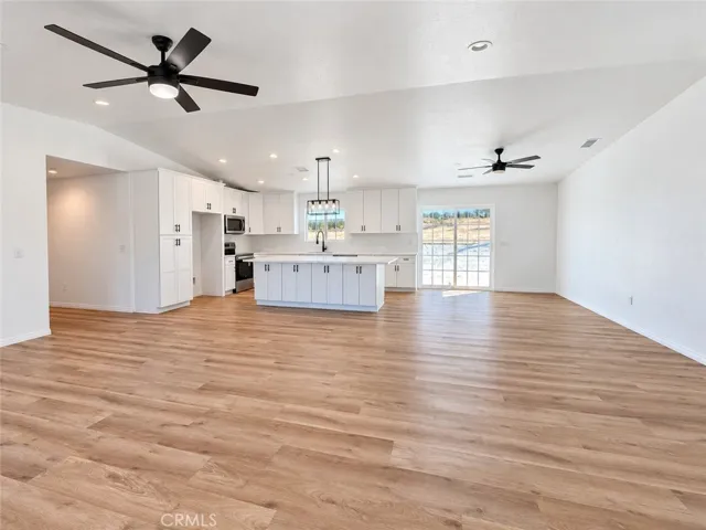 14685 Apple Valley, Apple Valley, California 92307 — photo 4