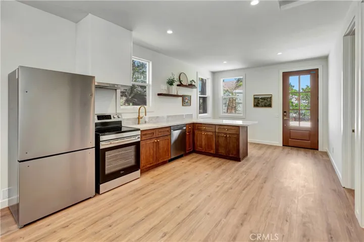 1307 B Domador, San Clemente, California 92673 — photo 4