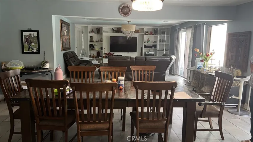 1524 E Glendale, Orange, California 92865 — photo 5