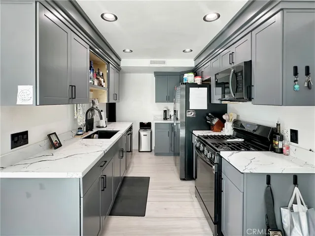22916 Via Cereza, Mission Viejo, California 92691 — photo 4