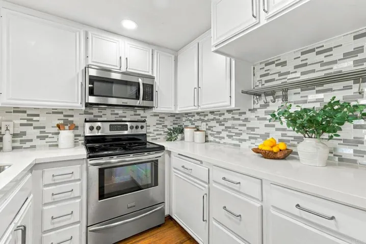 3078 Broadway 318, San Diego, California 92102 — photo 5