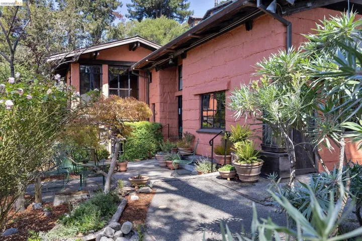 2711 Buena Vista Way, Berkeley, California 94708 — photo 5