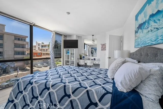 Large Second​​‌​​​​‌​​‌‌​​‌​​​‌‌​​​‌​​‌‌​​‌‌​​‌‌​​​​ Bedroom