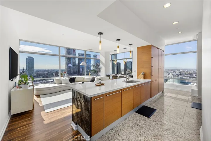 900 W Olympic 28a, Los Angeles, California 90015 — photo 4