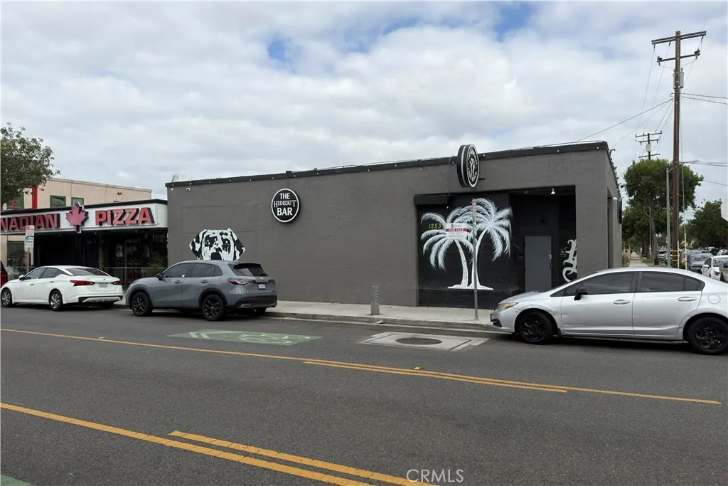 1253 E 4th