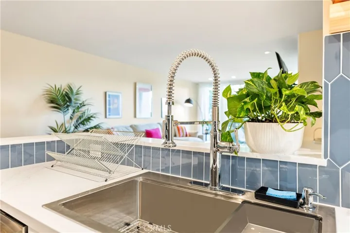 8535 W West Knoll Drive 312, West Hollywood, California 90069 — photo 5