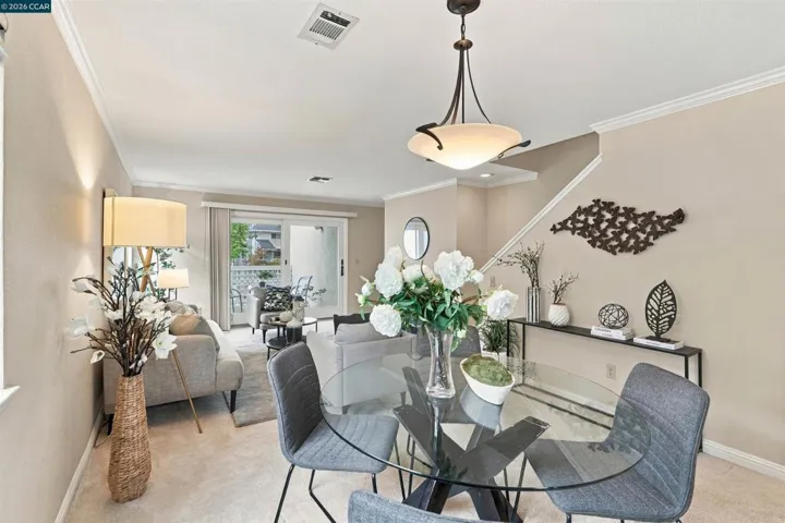 1298 Walden 200, Walnut Creek, California 94597 — photo 4