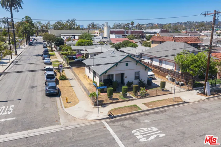 301 N Mcdonnell Avenue, Los Angeles, California 90022 — photo 5