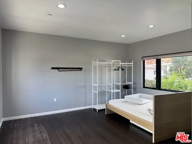 727 S Gramercy #d Place, Los Angeles, California 90005 — photo 5