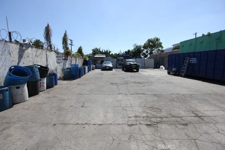 228 E Manchester, Los Angeles, California 90003 — photo 4