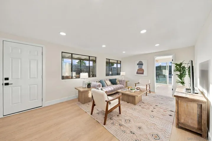 353 Montclair St, Chula Vista, California 91911 — photo 5