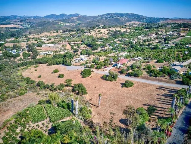 Fairview Dr, Vista, California 92084 — photo 5