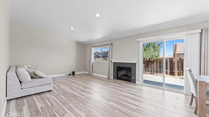 14208 Estate, Victorville, California 92394 — photo 5