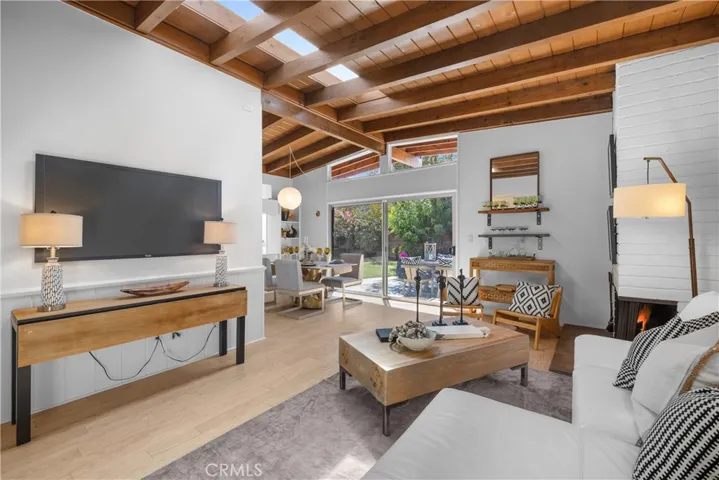 5761 Wish, Encino, California 91316 — photo 4