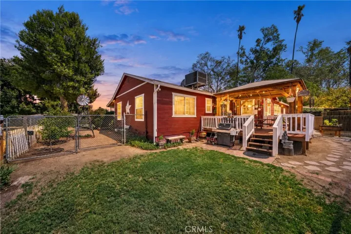 41097 Crest, Hemet, California 92544 — photo 4