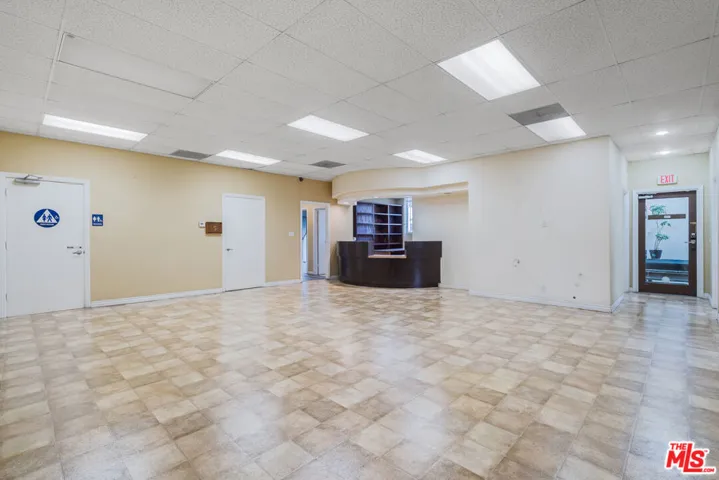 866 S Westmoreland Avenue, Los Angeles, California 90005 — photo 5