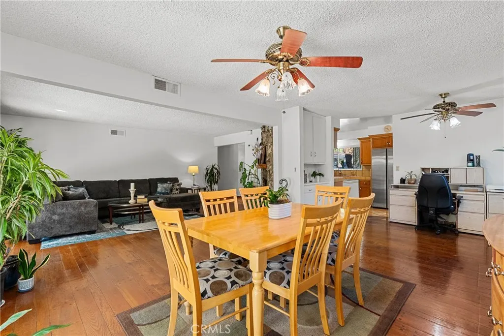Dining area Dining area