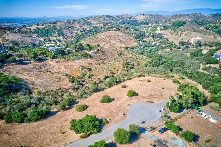 Fairview Dr, Vista, California 92084 — photo 4
