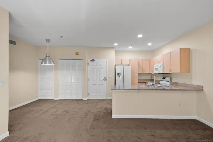 1501 Front 204, San Diego, California 92101 — photo 5
