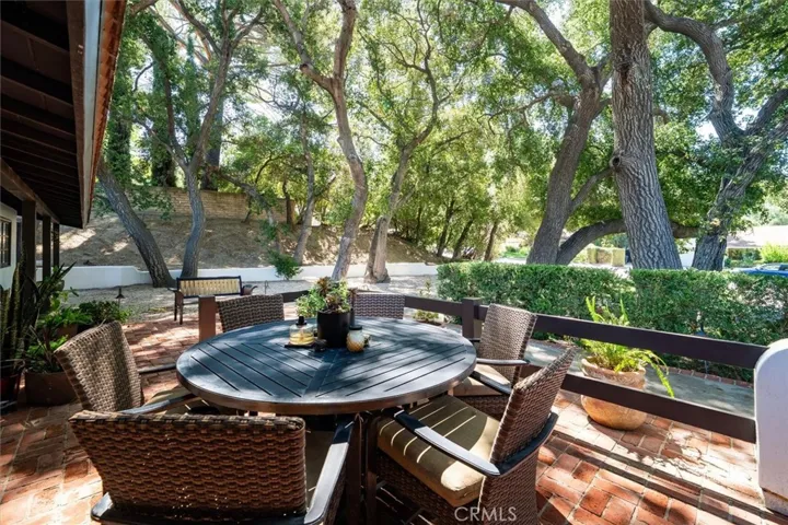 15737 Warm Springs, Canyon Country, California 91387 — photo 5