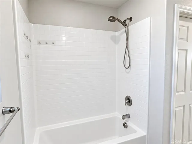 Primary Suite Bathroom