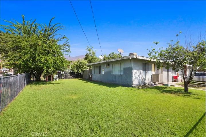 202 E 43rd, San Bernardino, California 92404 — photo 4