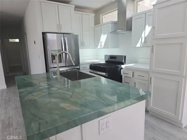 1 Heather, Northridge, California 91324 — photo 5