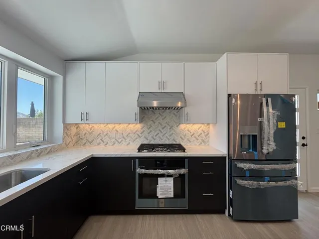 2230 Sherwood Place, Glendale, California 91206 — photo 4