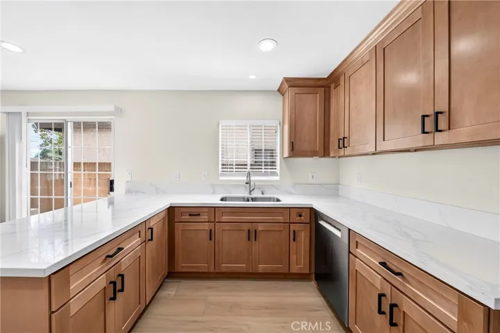 15919 Halldale Avenue A, Gardena, California 90247 — photo 5