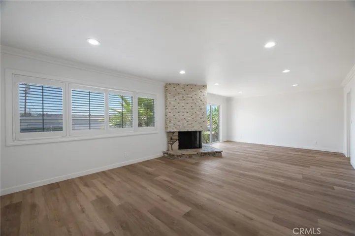 2nd floor living area