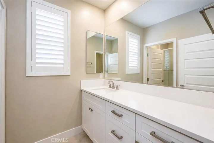 Upstair Bath