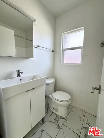 5525 Harold Way 1, Los Angeles, California 90028 — photo 5