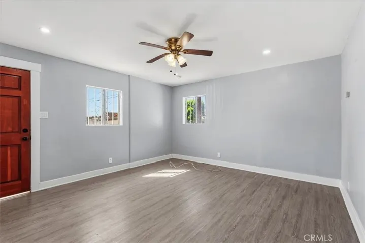 1049 W 67th, Los Angeles, California 90044 — photo 4