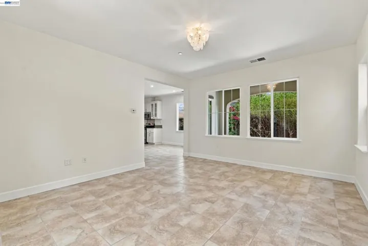 5372 Chesbro Ave., San Jose, California 95123 — photo 5