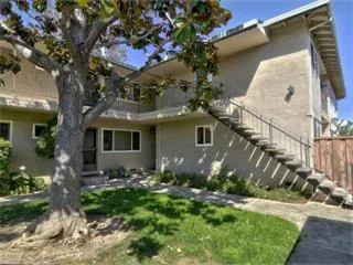 3588 Payne Ave #2