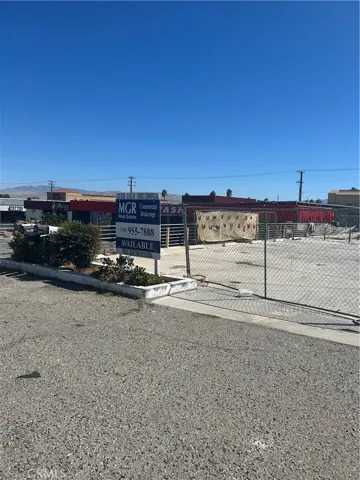 17153 Bear Valley Rd. Road, Hesperia, California 92345 — photo 5
