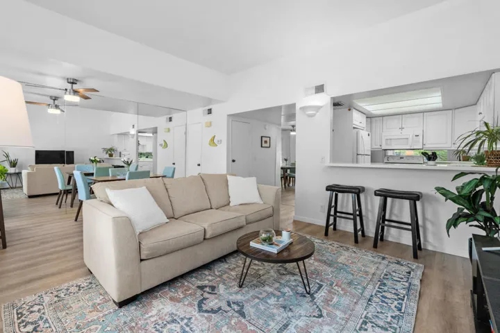 2433 Los Patos - Living Room