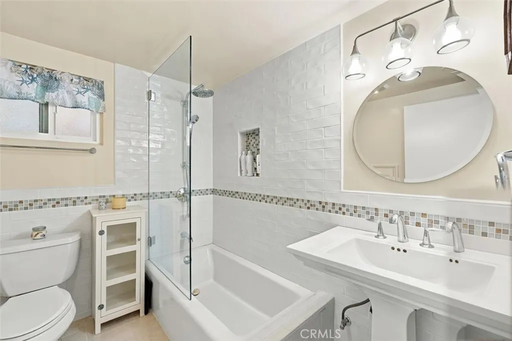 Downstairs bathroom Downstairs bathroom