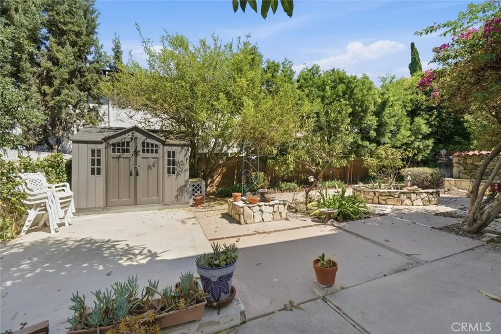Backyard & shed Backyard & shed