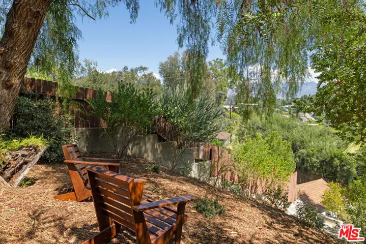 853 Tipton Terrace, Los Angeles, California 90042 — photo 4