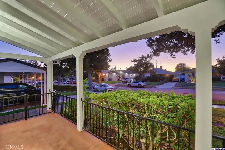 1210 Graynold Avenue, Glendale, California 91202 — photo 5