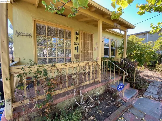 2814 Roosevelt Ave, Richmond, California 94804 — photo 5